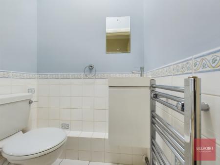 2 bedroom Flat to let in Penmaen Terrace, Uplands, Swansea, SA1