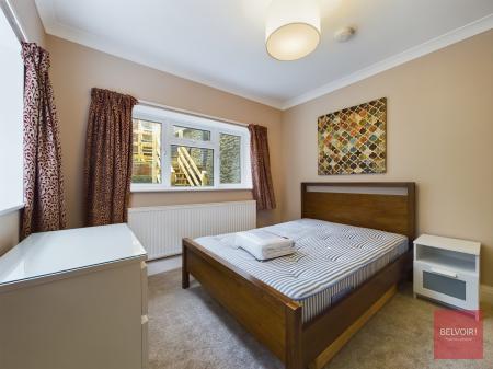 2 bedroom Flat to let in Penmaen Terrace, Uplands, Swansea, SA1