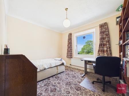 4 bedroom Bungalow for sale in Dunvant Road, Killay, Swansea, SA2