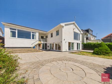 4 bedroom Bungalow for sale in Dunvant Road, Killay, Swansea, SA2