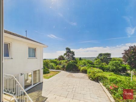 4 bedroom Bungalow for sale in Dunvant Road, Killay, Swansea, SA2