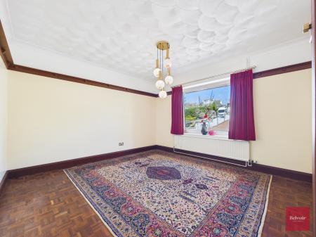 4 bedroom Bungalow for sale in Dunvant Road, Killay, Swansea, SA2