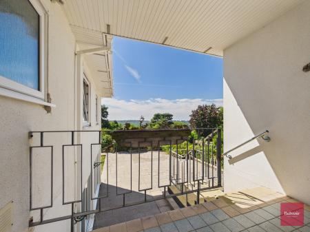 4 bedroom Bungalow for sale in Dunvant Road, Killay, Swansea, SA2