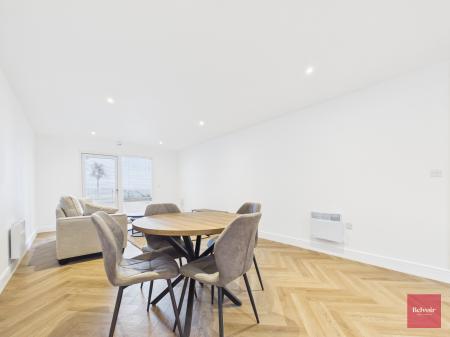 2 bedroom Flat to let in Merdian Bay, Trawler Road, Maritime Quarter, Swansea, SA1