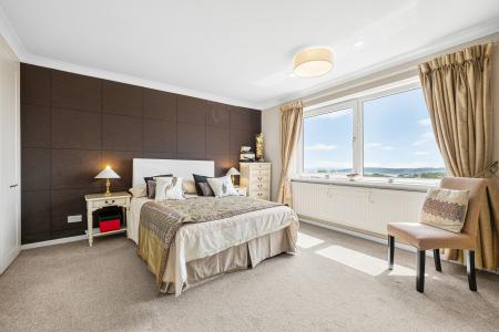 5 bedroom Detached house for sale in Westport Avenue, Mayals, Swansea, SA3