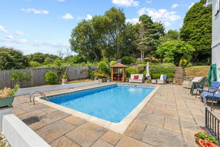 5 bedroom Detached house for sale in Westport Avenue, Mayals, Swansea, SA3