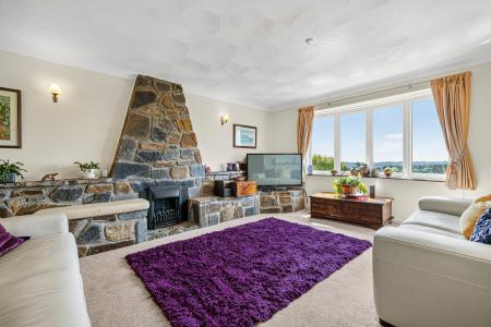 5 bedroom Detached house for sale in Westport Avenue, Mayals, Swansea, SA3