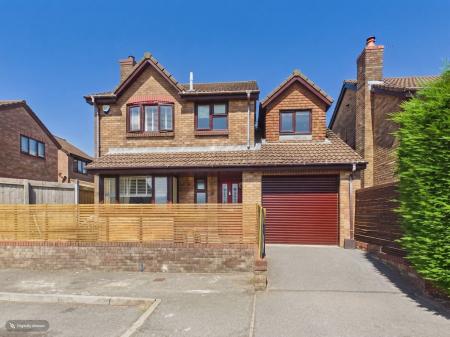 4 bedroom Detached house for sale in Juniper Close, Sketty, Swansea, SA2
