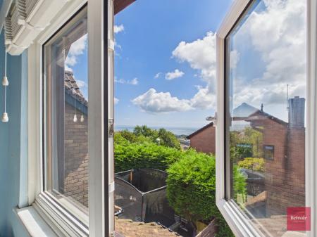 4 bedroom Detached house for sale in Juniper Close, Sketty, Swansea, SA2