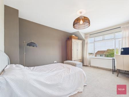 3 bedroom Semi-detached house to let in Summerland Lane, Newton, Swansea, SA3