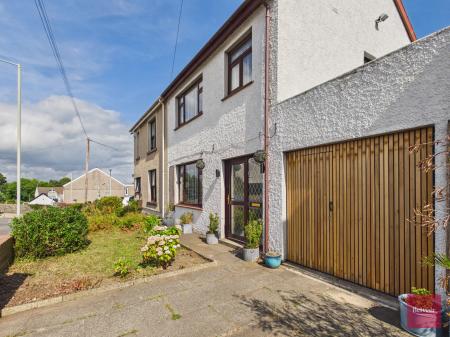3 bedroom Semi-detached house to let in Summerland Lane, Newton, Swansea, SA3