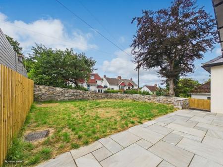 3 bedroom Bungalow for sale in Portway, Swansea, SA3