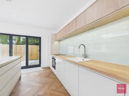 3 bedroom Bungalow for sale in Portway, Swansea, SA3