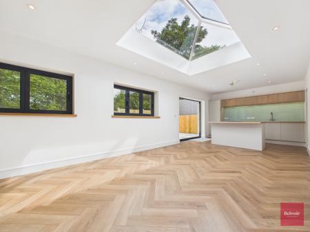 3 bedroom Bungalow for sale in Portway, Swansea, SA3