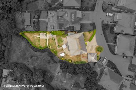 5 bedroom Detached house for sale in Langland Grove, Mumbles, Swansea, SA3