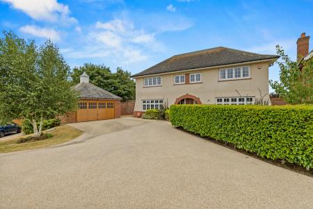 5 bedroom Detached house for sale in Langland Grove, Mumbles, Swansea, SA3