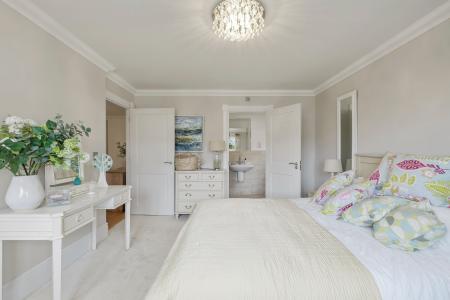 5 bedroom Detached house for sale in Langland Grove, Mumbles, Swansea, SA3