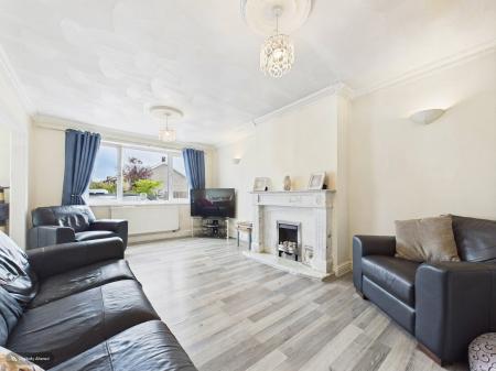 3 bedroom Detached house for sale in Saunders Way, Sketty, Swansea, SA2
