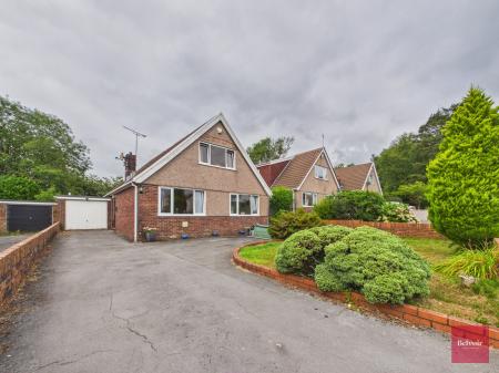3 bedroom Detached house for sale in Saunders Way, Sketty, Swansea, SA2