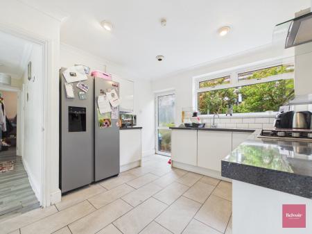 3 bedroom Detached house for sale in Saunders Way, Sketty, Swansea, SA2
