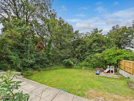 3 bedroom Detached house for sale in Saunders Way, Sketty, Swansea, SA2