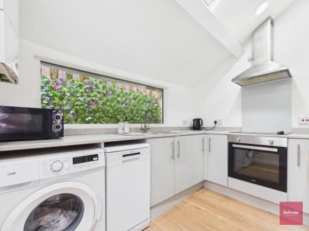4 bedroom Terraced House to let in Bay View Terrace, Brynmill, Swansea, SA1
