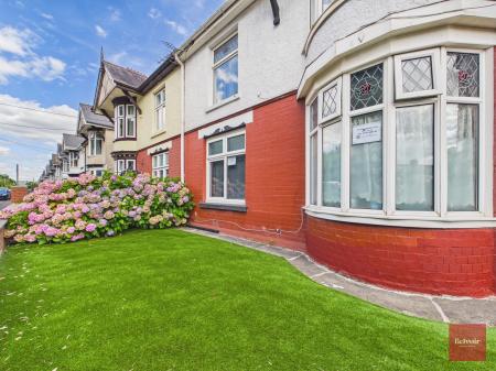 6 bedroom House of Multiple Occupation for sale in Elba Crescent, Skewen, Neath, SA1