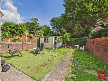 6 bedroom House of Multiple Occupation for sale in Elba Crescent, Skewen, Neath, SA1
