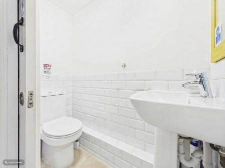 5 bedroom Terraced House for sale in Malvern Terrace, Brynmill, Swansea, SA2