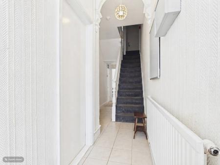 5 bedroom Terraced House for sale in Malvern Terrace, Brynmill, Swansea, SA2