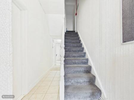 5 bedroom Terraced House for sale in Malvern Terrace, Brynmill, Swansea, SA2
