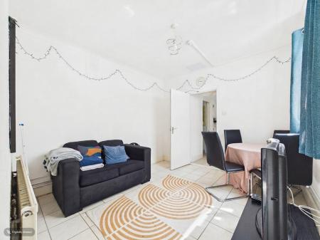 5 bedroom Terraced House for sale in Malvern Terrace, Brynmill, Swansea, SA2
