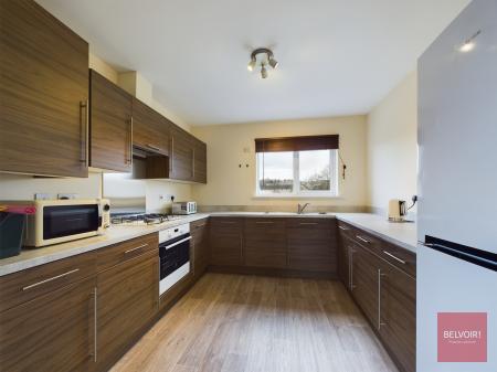 2 bedroom Flat to let in Golwg Y Garreg Wen, Swansea, SA1