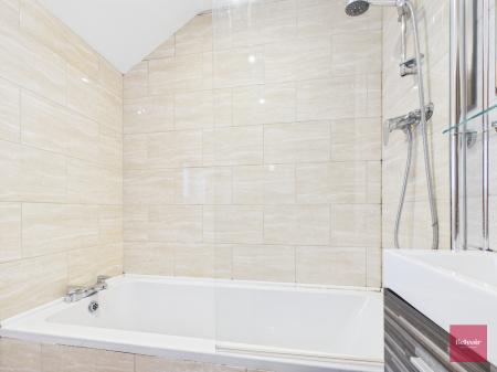 4 bedroom Terraced House to let in Victoria Avenue, Mumbles, Swansea, SA3