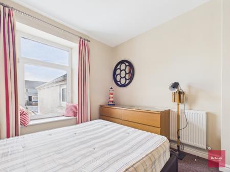 4 bedroom Terraced House to let in Victoria Avenue, Mumbles, Swansea, SA3