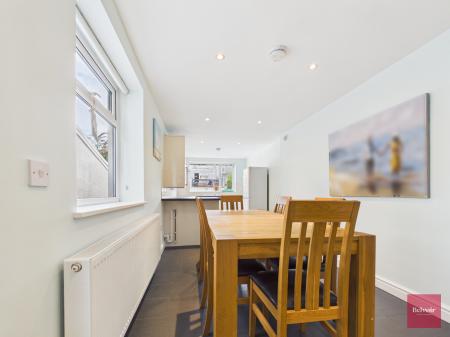 4 bedroom Terraced House to let in Victoria Avenue, Mumbles, Swansea, SA3