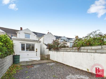 4 bedroom Terraced House to let in Victoria Avenue, Mumbles, Swansea, SA3