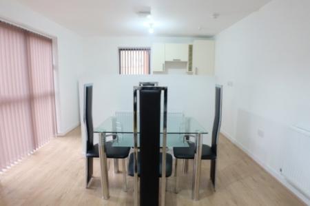 2 bedroom Flat to let in Sir Harry Secombe Court, Swansea, SA1