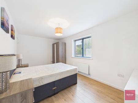 2 bedroom Flat to let in Sir Harry Secombe Court, Swansea, SA1