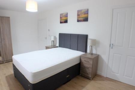 2 bedroom Flat to let in Sir Harry Secombe Court, Swansea, SA1