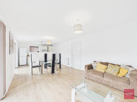 2 bedroom Flat to let in Sir Harry Secombe Court, Swansea, SA1