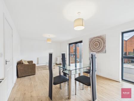 2 bedroom Flat to let in Sir Harry Secombe Court, Swansea, SA1
