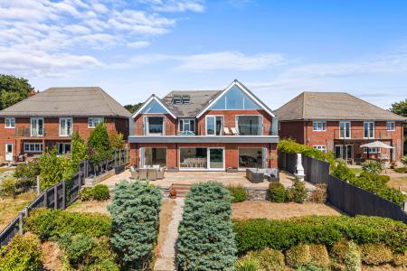 5 bedroom Detached house for sale in Langland Grove, Mumbles, Swansea, SA3