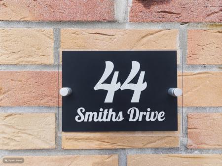 2 bedroom Terraced House for sale in Smiths Drive, Pentrechwyth, Swansea, SA1