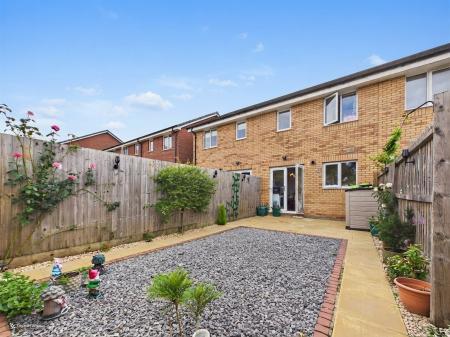 2 bedroom Terraced House for sale in Smiths Drive, Pentrechwyth, Swansea, SA1