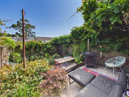 2 bedroom Semi-detached house for sale in Dillwyn Road, Sketty, Swansea, SA2
