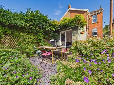 2 bedroom Semi-detached house for sale in Dillwyn Road, Sketty, Swansea, SA2