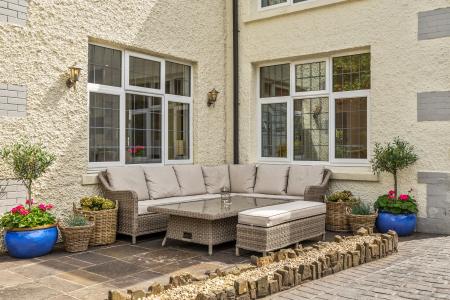 5 bedroom Detached house for sale in Myrtle Grove, Sketty, Swansea, SA2