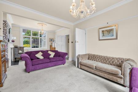5 bedroom Detached house for sale in Myrtle Grove, Sketty, Swansea, SA2