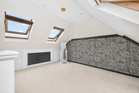 5 bedroom Detached house for sale in Myrtle Grove, Sketty, Swansea, SA2